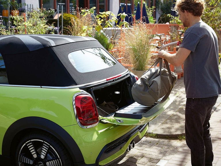 MINI Cabrio – easy load – обем на багажника