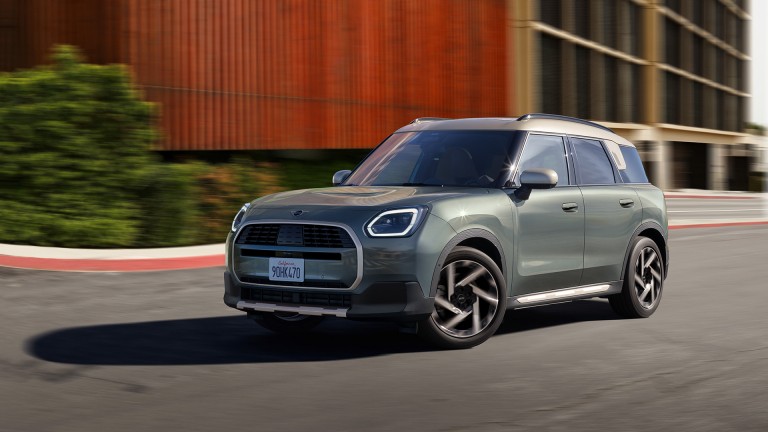 THE NEW MINI COUNTRYMAN