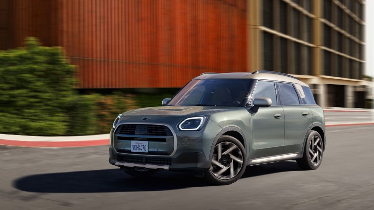 THE NEW MINI COUNTRYMAN