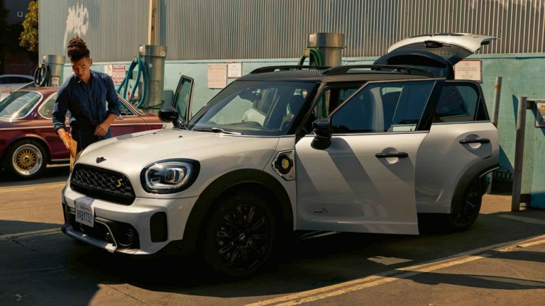 MINI PHEV