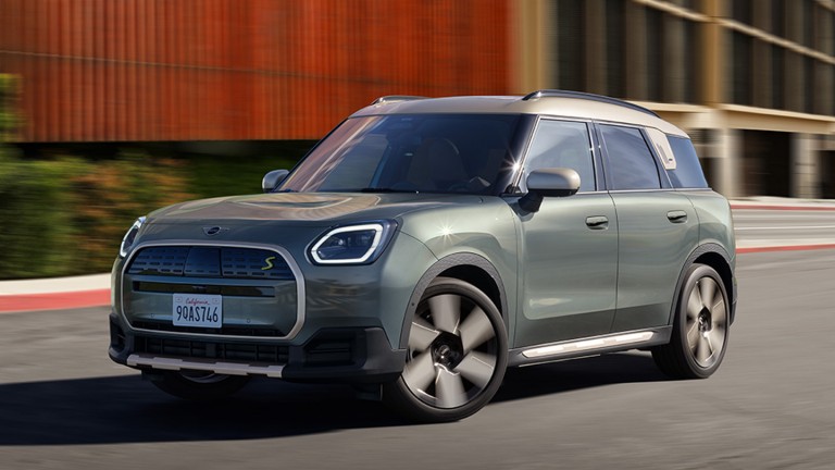 MINI all-electric Countryman - Зареждане - аеродинамични пропорции