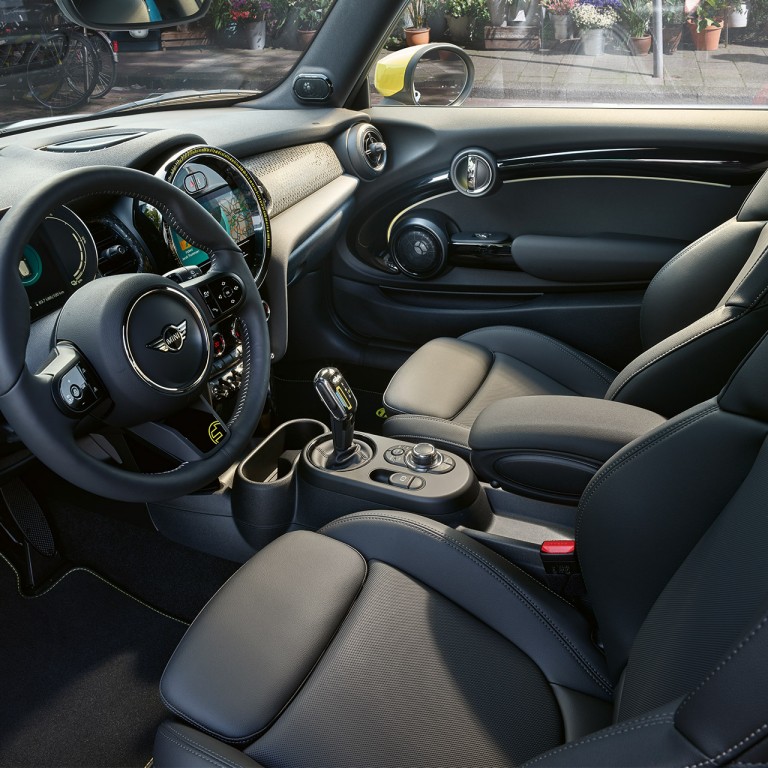 MINI 3 врати Cooper SE – интериор – 360° изглед