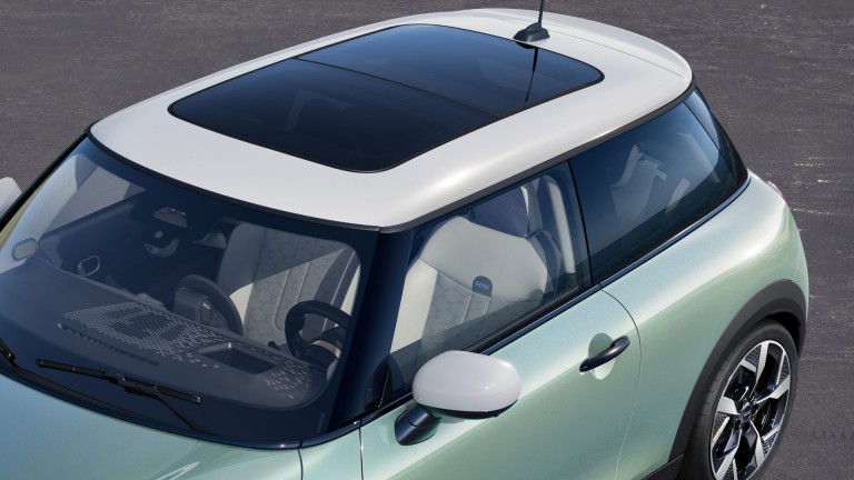 MINI Cooper 3 врати - галерия екстериор - детайли на люка на покрива