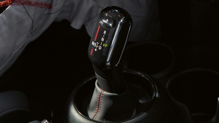 MINI John Cooper Works GP – 8-степенна автоматична трансмисия