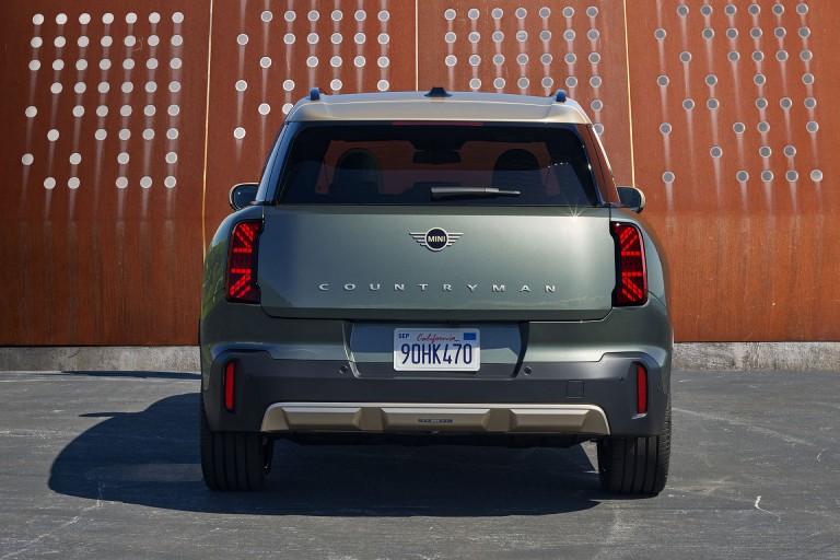 MINI Countryman - Екстериор - изглед отзад