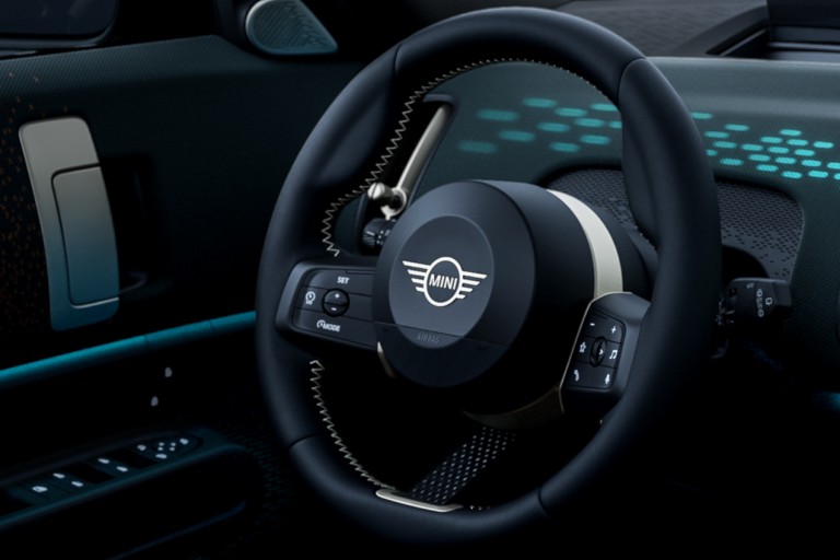 MINI Countryman - Интериор - волан