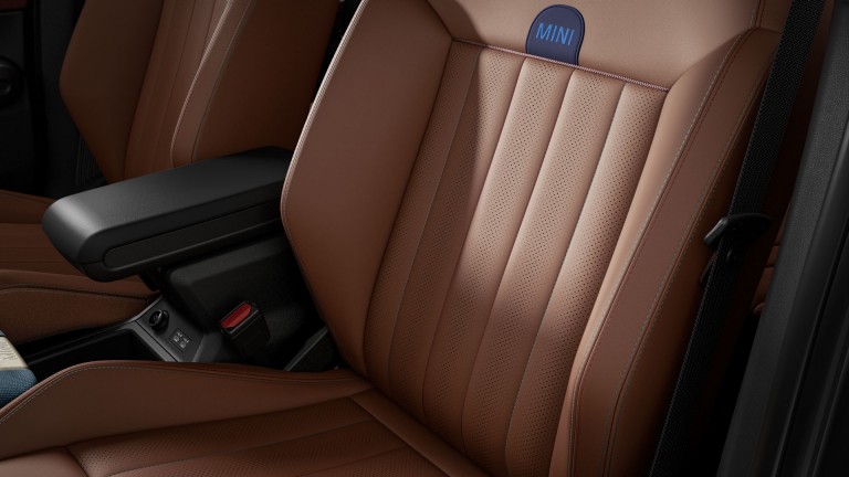 MINI Countryman - галерия Интериор - classic style тапицерия