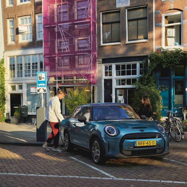MINI  ELECTRIC SIDE VIEW