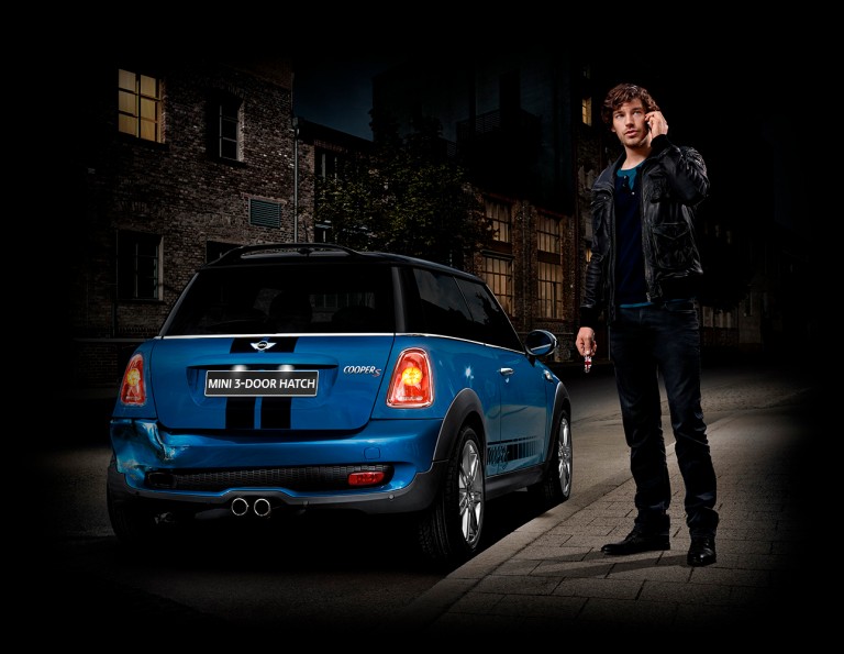 MINI с 3 врати. Аварийна пътна помощ на МINI