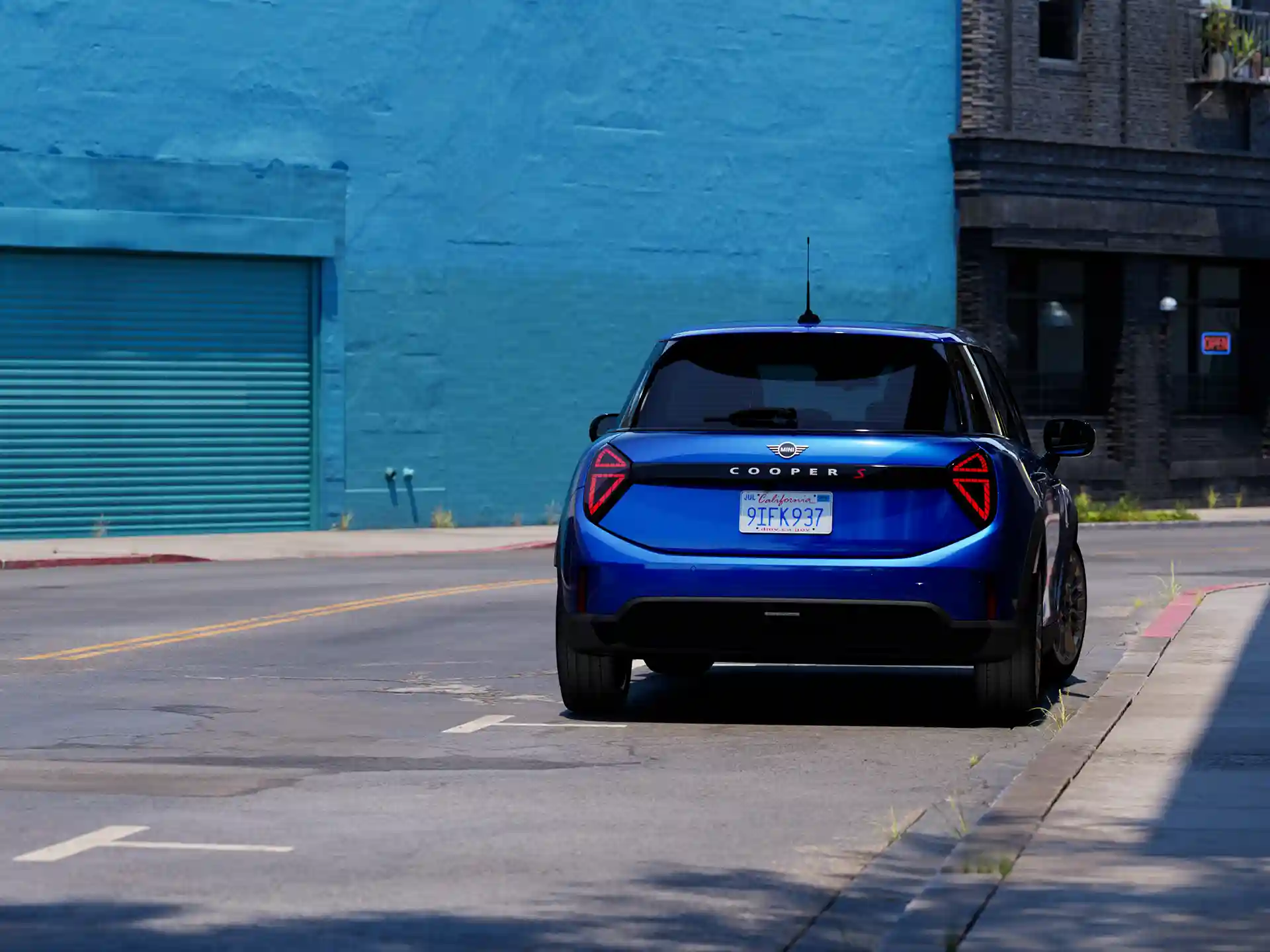 MINI Cooper 5 врати - Финансови услуги - teaser