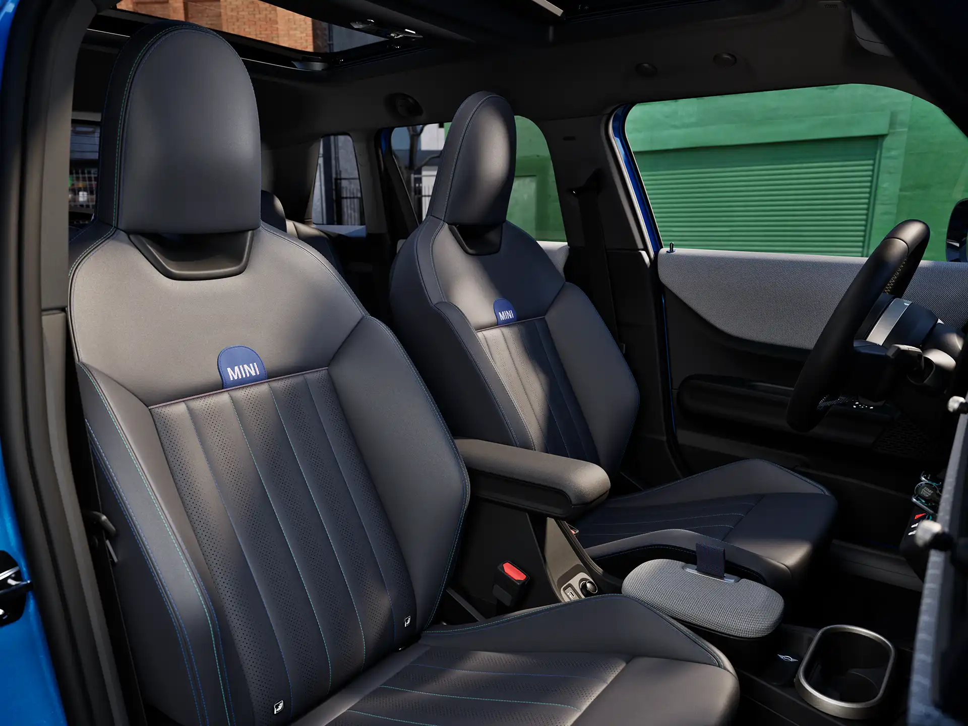 MINI Cooper 5 врати - Интериор