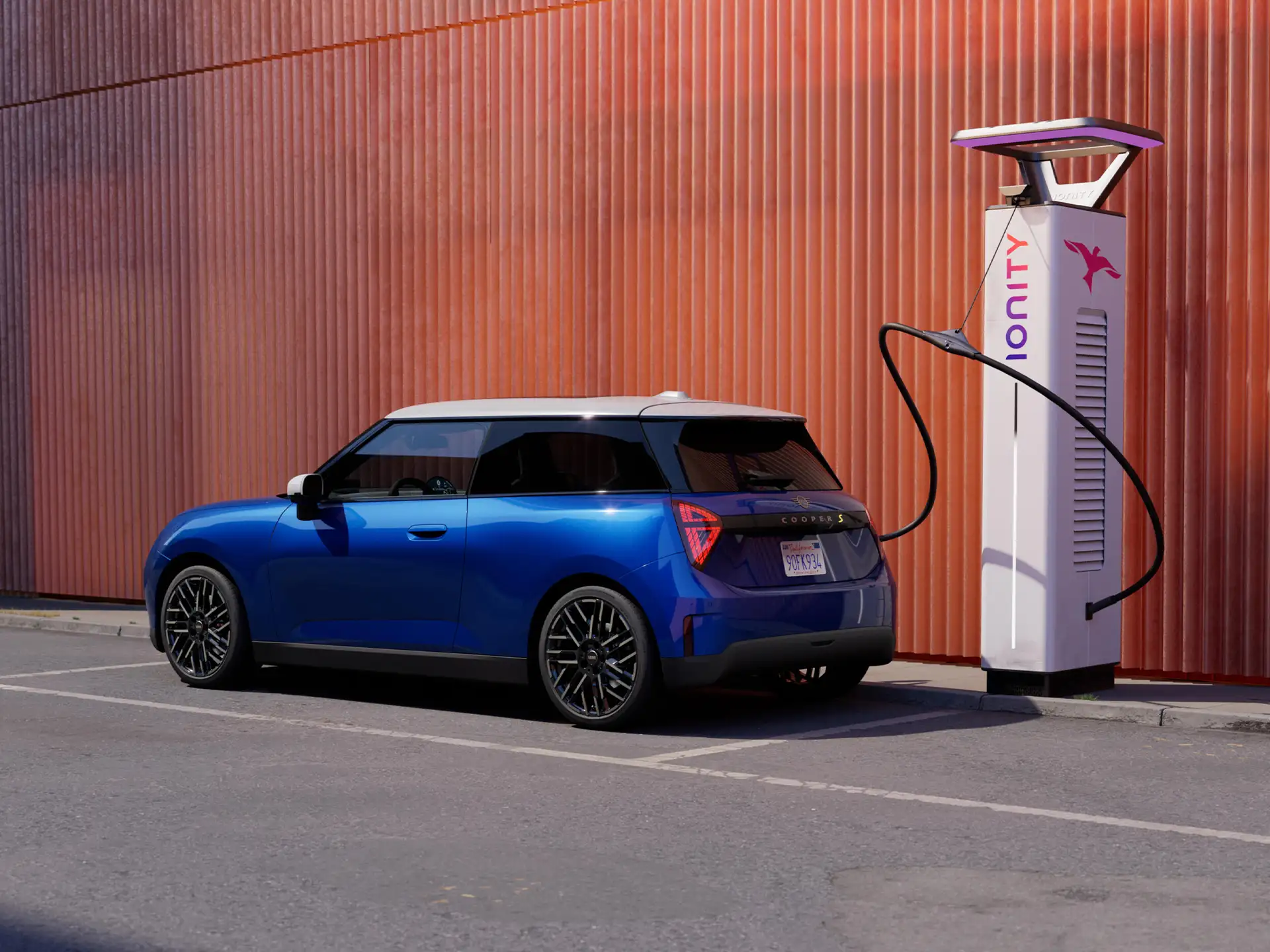 Напълно електрическо MINI Cooper - обществено зареждане