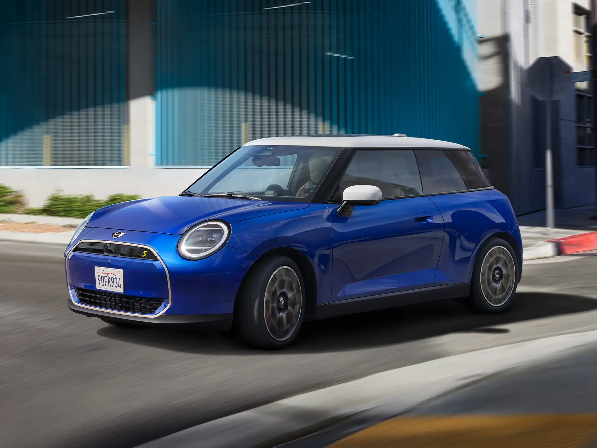 Напълно електрическо MINI Cooper - stage 