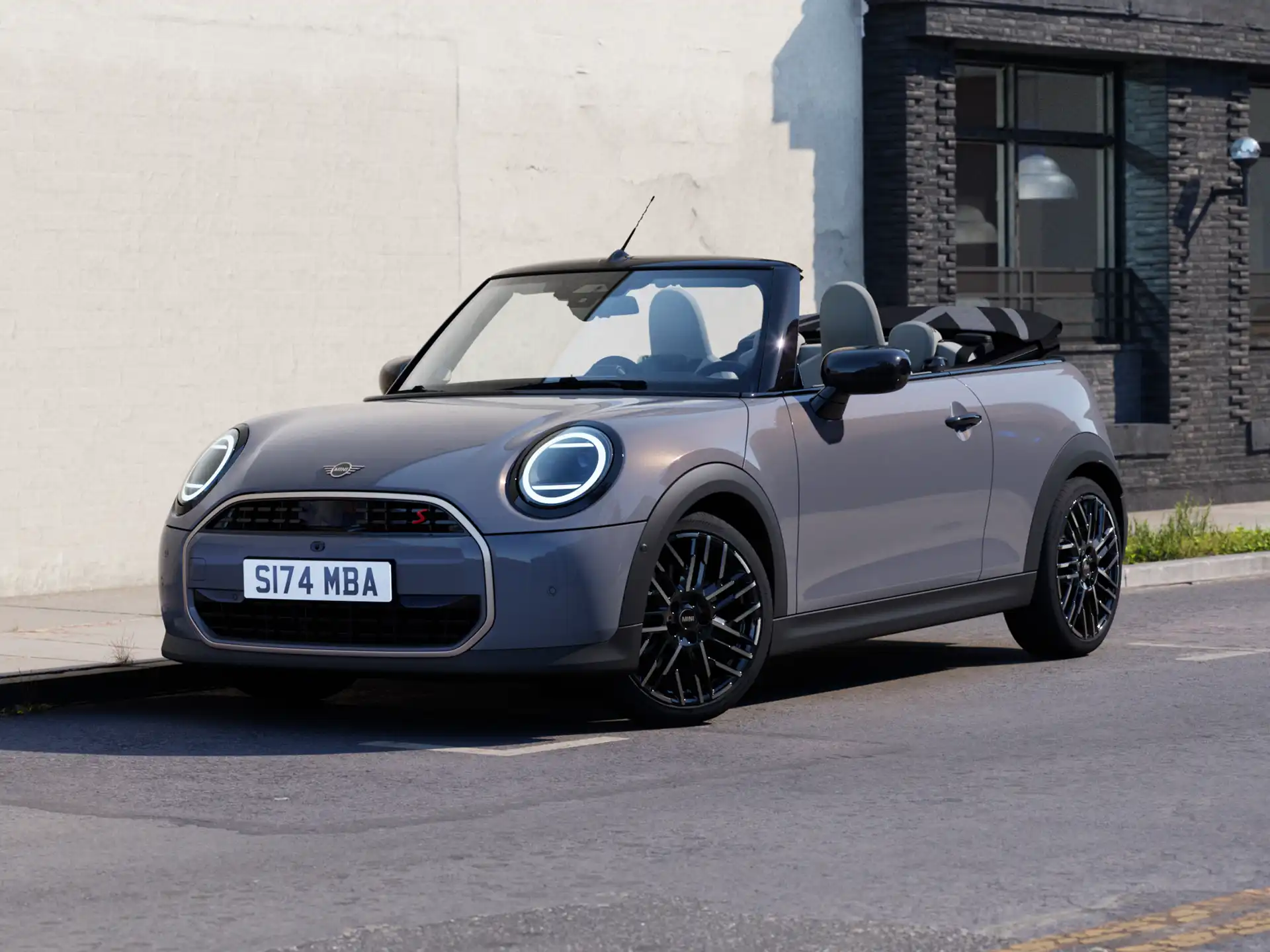 MINI Cooper Cabrio - видео