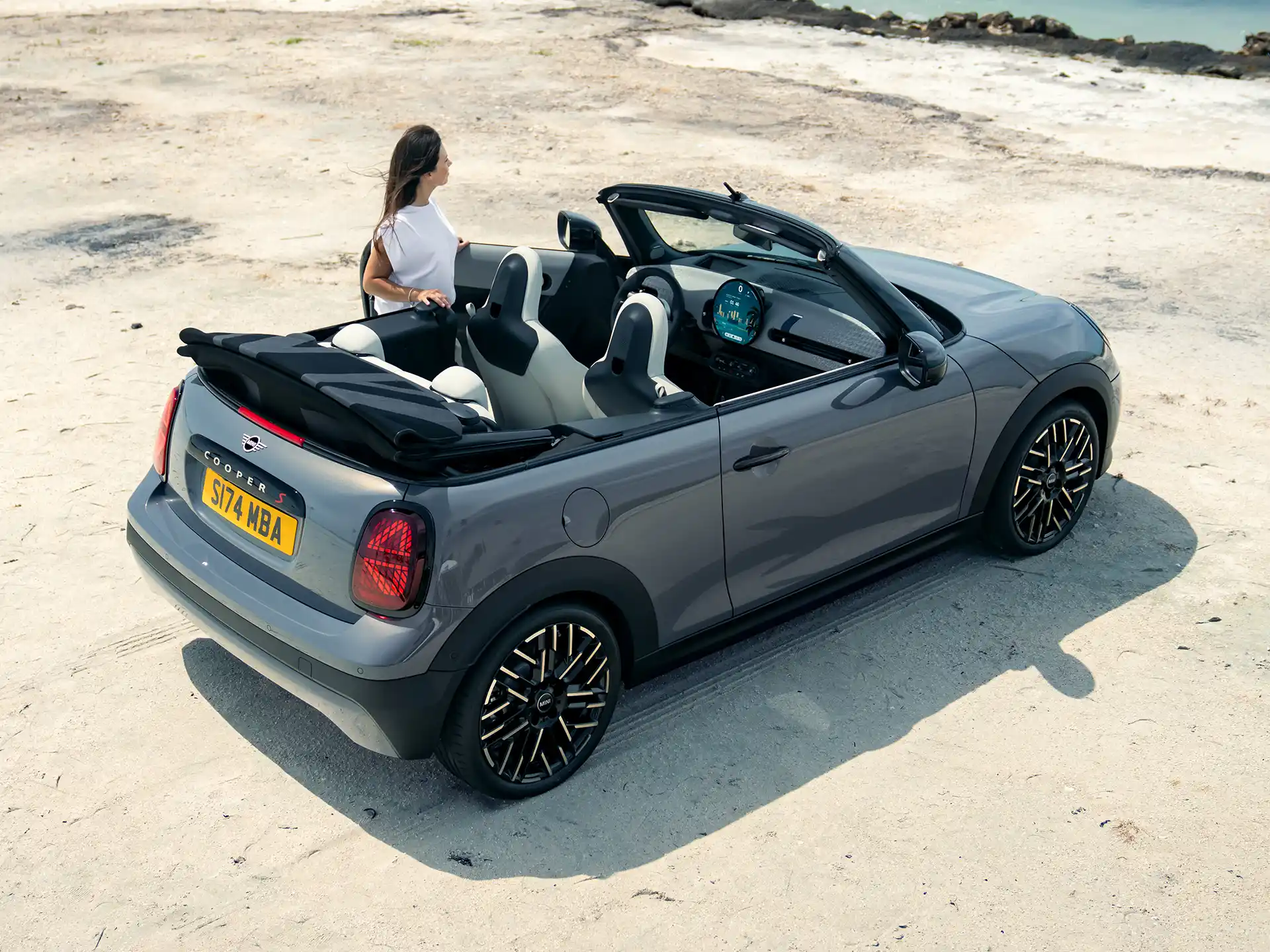 MINI Cooper Cabrio - Open Life