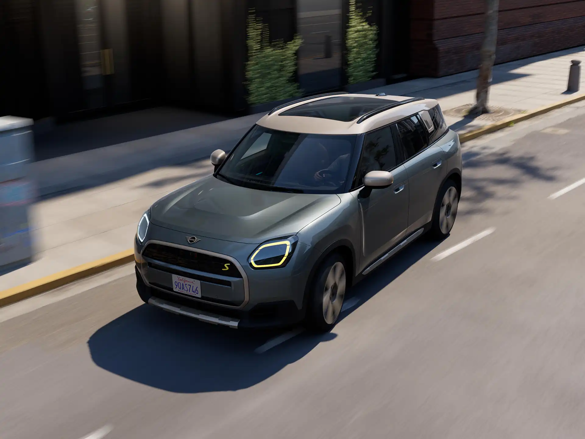 Напълно електрическо MINI Countryman - test drive teaser