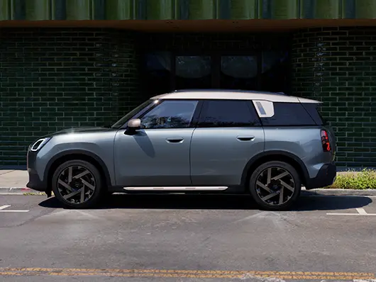 MINI Countryman - страничен изглед