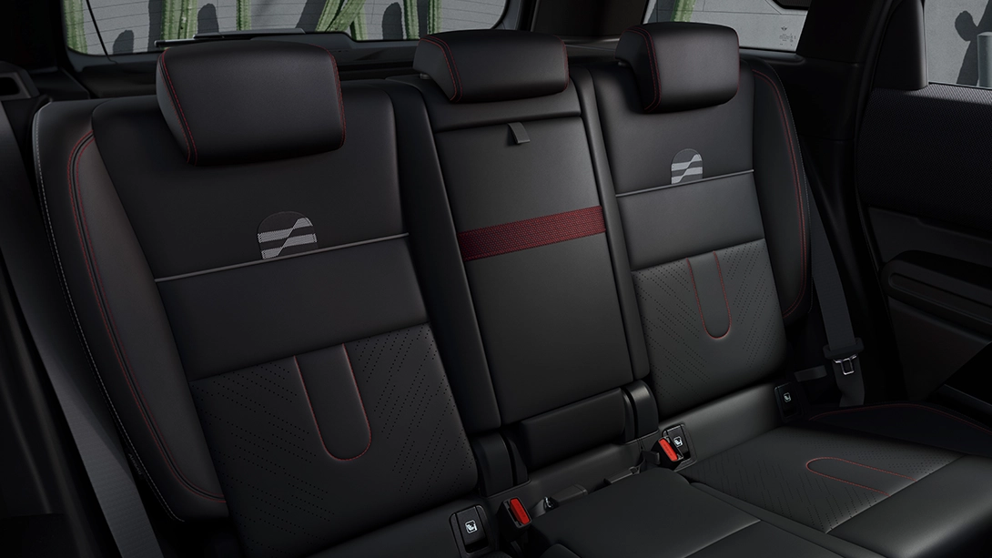 MINI Countryman - интериор - задна седалка