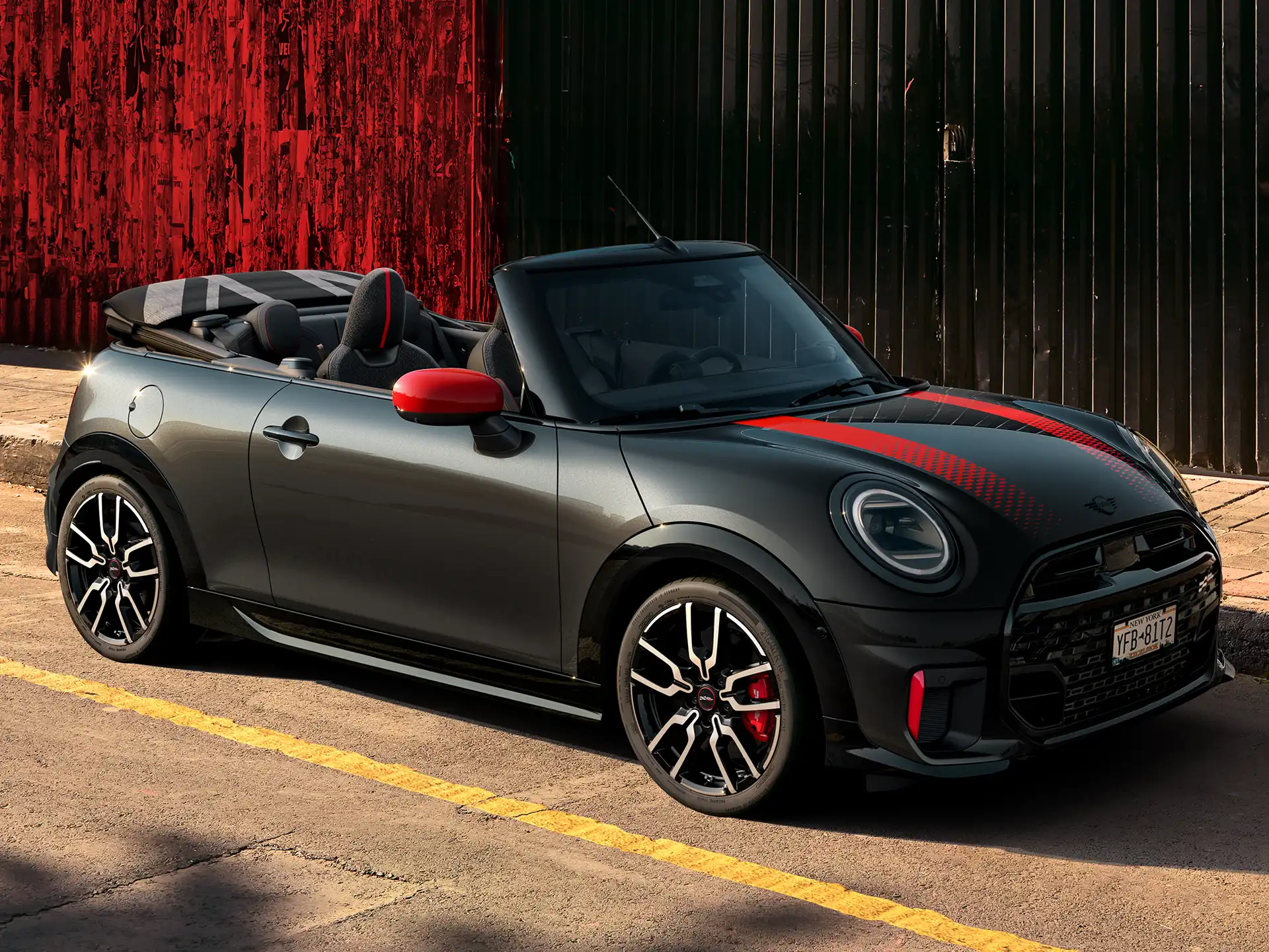 MINI John Cooper Works - F67 JCW изглед отстрани