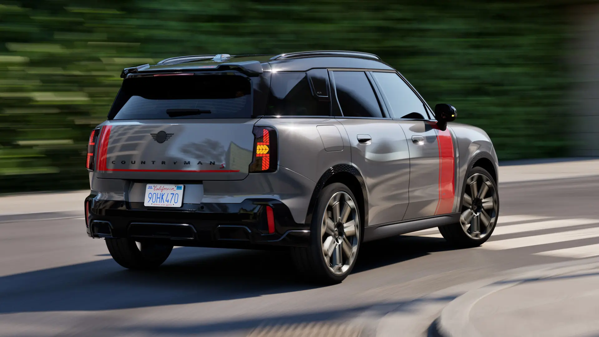 MINI Countryman се движи по завой