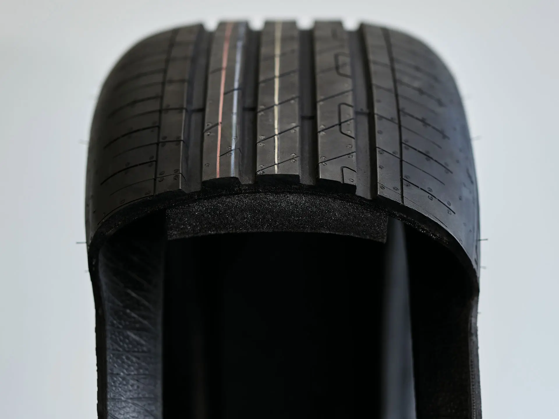 MINI Аксесоари – cross section – tyres
