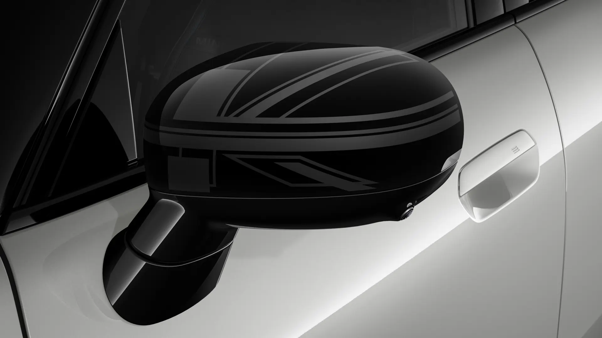 MINI Cooper с 3 врати в сребрист цвят с корпус на външното странично огледало с дизайн Night Union Jack.